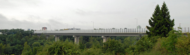 Most na Západním okruhu Plzně (foto: 5.8.2014)