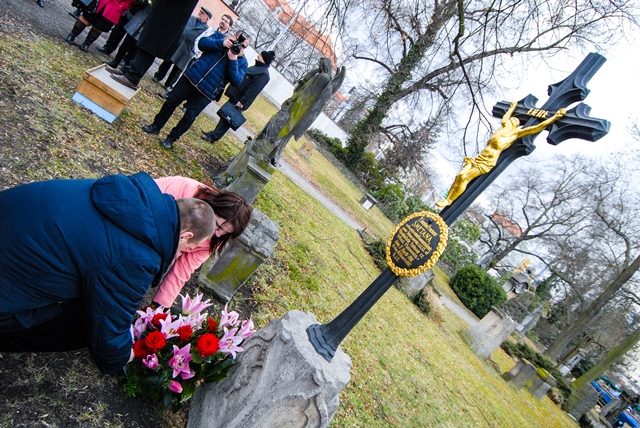 Odhalení náhrobku J. F. Smetany