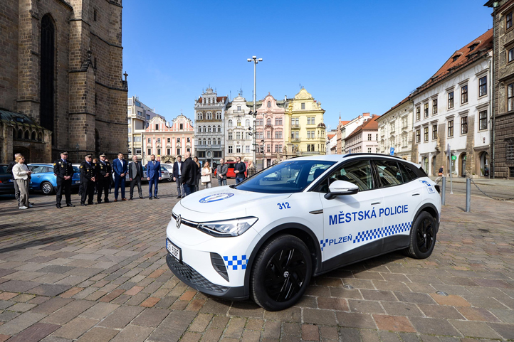 Nový vůz pro městskou policii (fotografie: M. Pecuch)